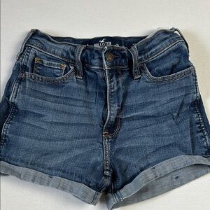Hollister Blue Denim High Rise Shorts 3” size 0 w24 cuffed hem, advanced stretch
